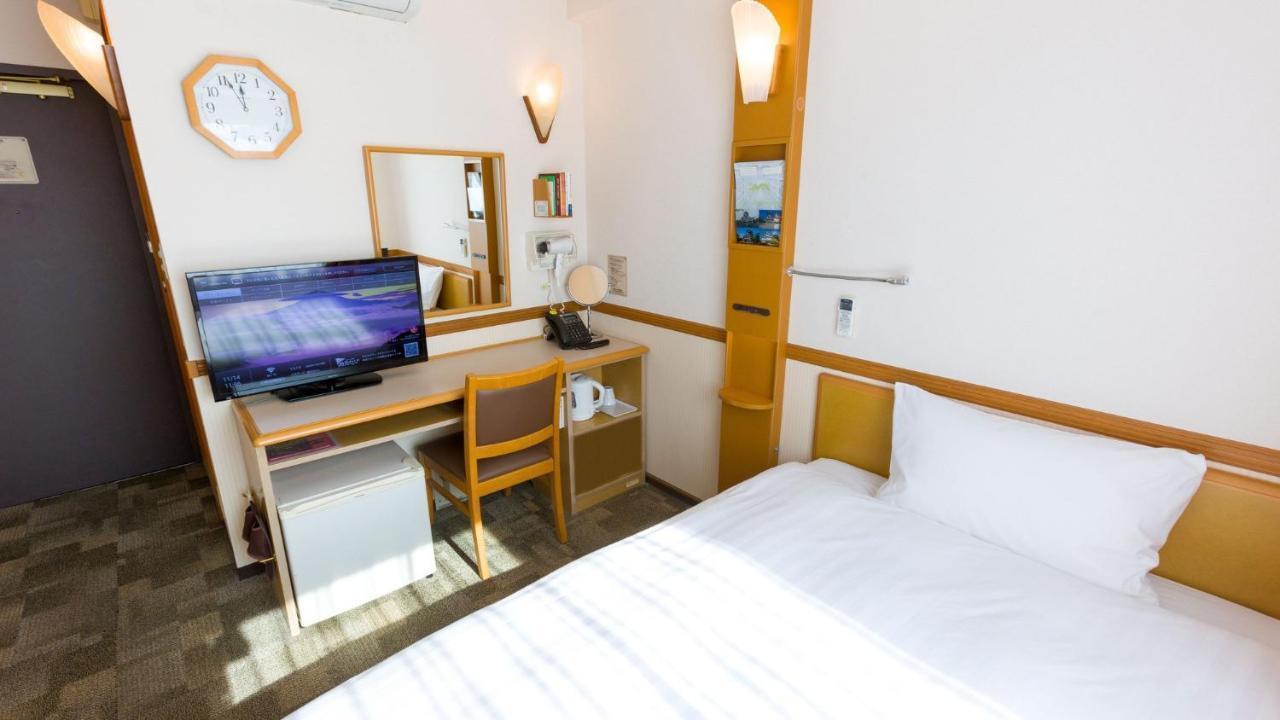 Toyoko Inn Tokyo Nihombashi Ningyocho Bagian luar foto